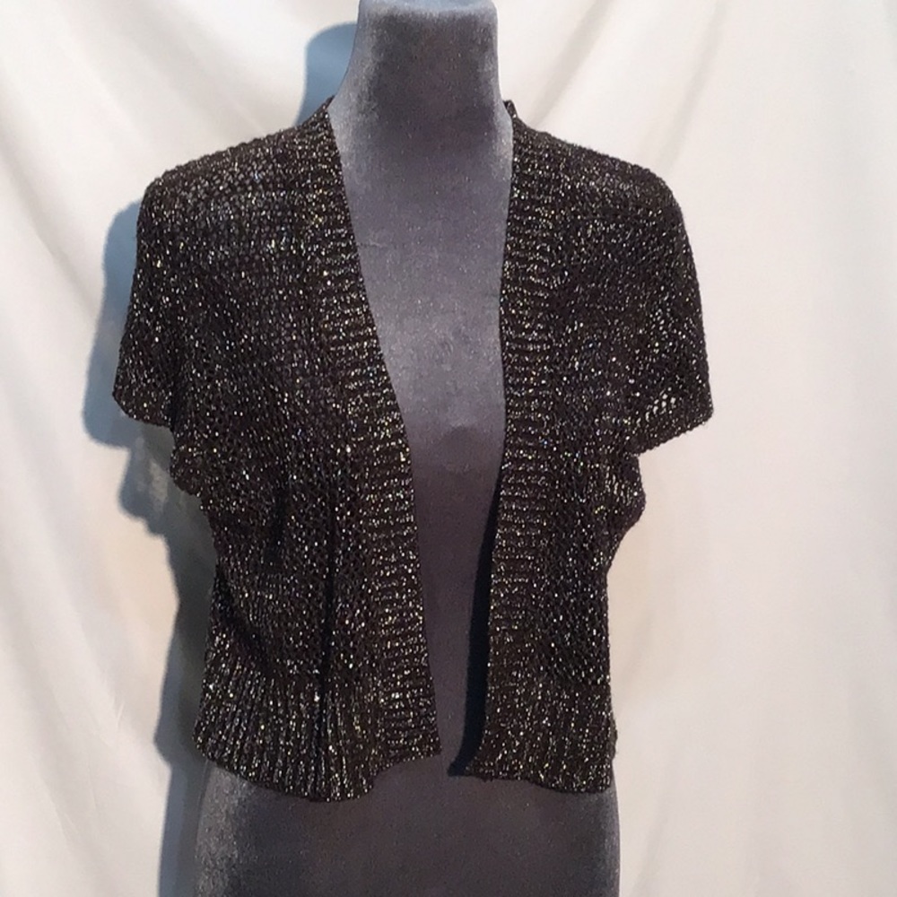 💕NWT💕 Cato black & silver shrug size large
